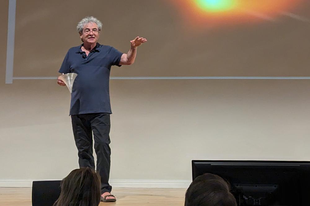 Acclaimed Physicist Carlo Rovelli Explores the Mysteries of White Holes at FAU